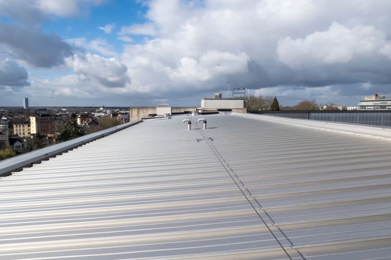 Aluminum Roof Installation detail